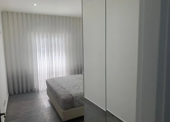 Quebra-mar 3 * Nazaré